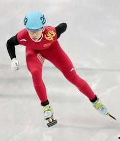 韩天宇冒泡吃瓜,揭秘娱乐圈幕后真相