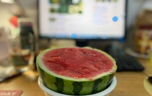 小时候吃瓶子瓜,瓶子瓜的甜蜜滋味