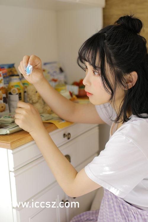 吃瓜少女奈子视频